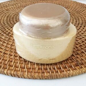 Pheromone Bath Silk Salts by Marilyn Miglin 8oz New